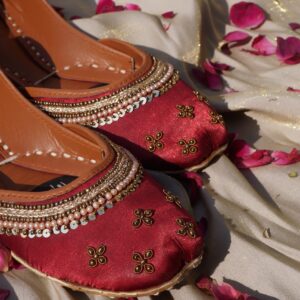 Maroon Premium Khussa