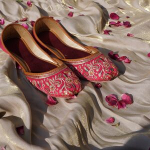 Embroidered Pink Khussa