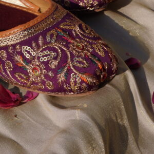 Embroidered Purple Khussa