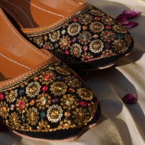 Black Embroidered Khussa
